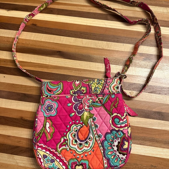 Vera Bradley Crossbody - Picture 2 of 4